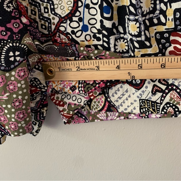 NEW LOFT The Pleated Pull On High Waist Short in Mosaic Floral Size Medium - Picture 13 of 13